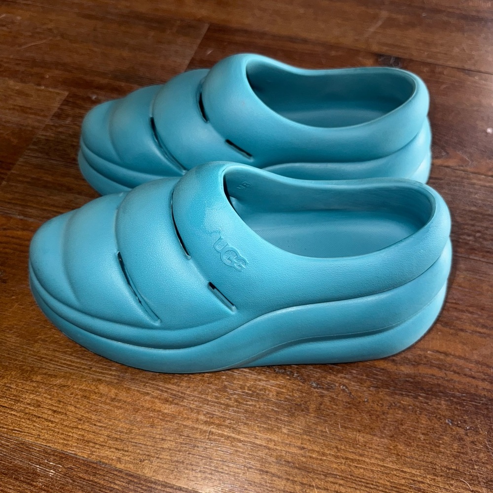 UGG • Sport Yeah Clog Size 8 - Picture 5 of 9